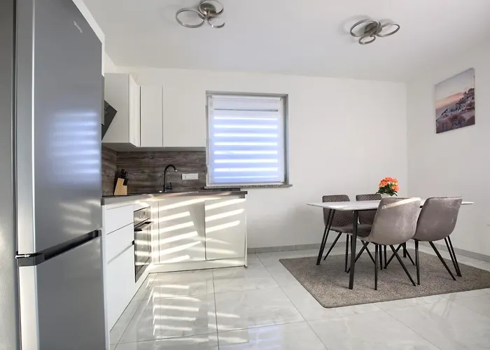 Apartment Vukadin Pula