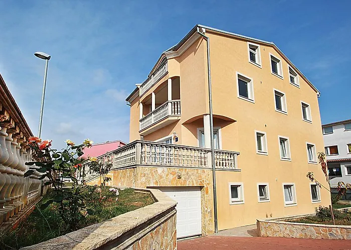 Vukadin Апартаменти